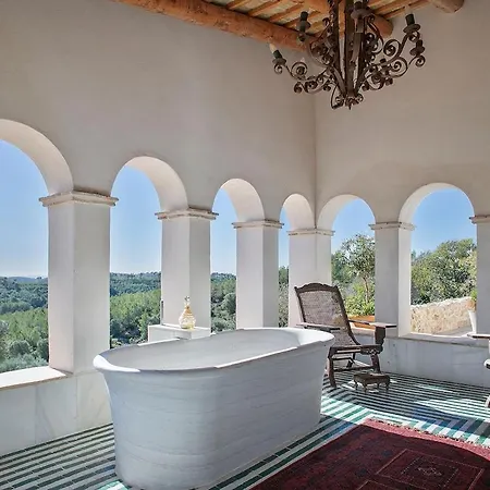Alcazar Del Garraf