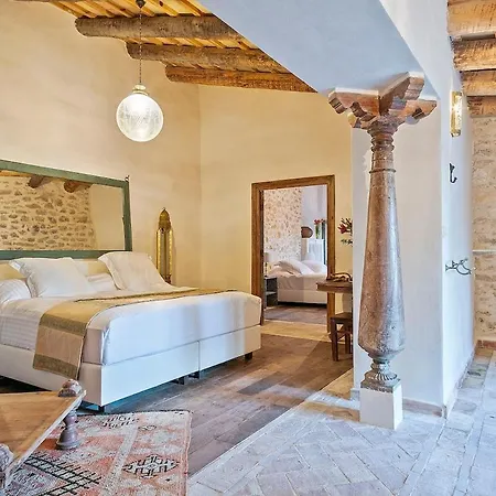 Alcazar Del Garraf * Olivella