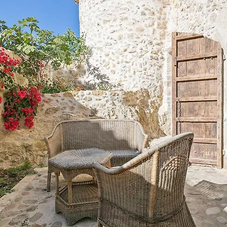 Alcazar Del Garraf * Olivella